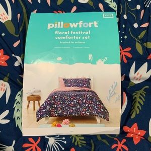 pillowfort floral bedding